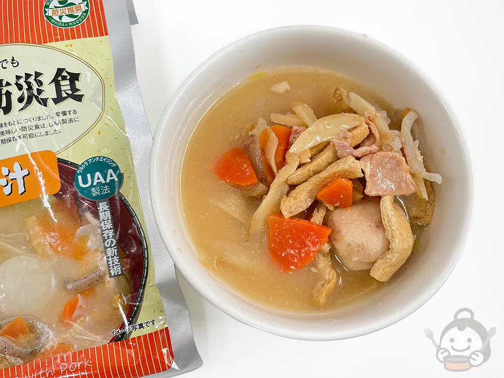 アルファフーズ美味しい防災食 豚汁を開封